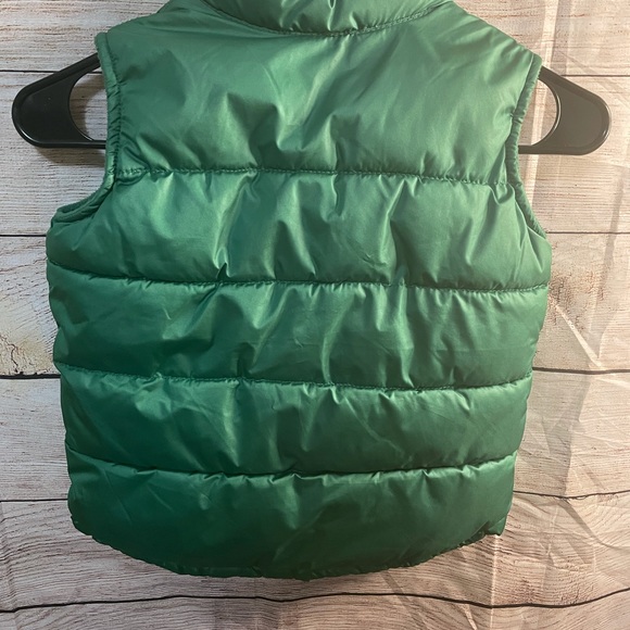 Old navy 3T green puff vest with trees - Picture 5 of 5